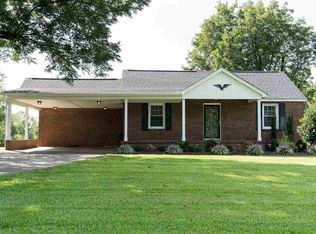 1011 Montgomery Dr, Chesnee, SC 29323