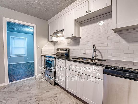 5th image of 2604 NE 22nd St