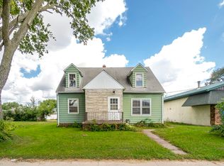 415 La Porte Rd, Waterloo, IA 50702