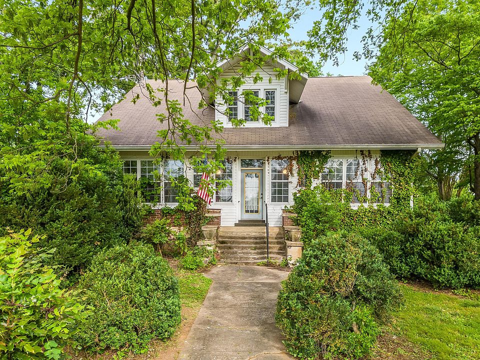 561 Highland Ave NW, Cleveland, TN 37311 Zillow
