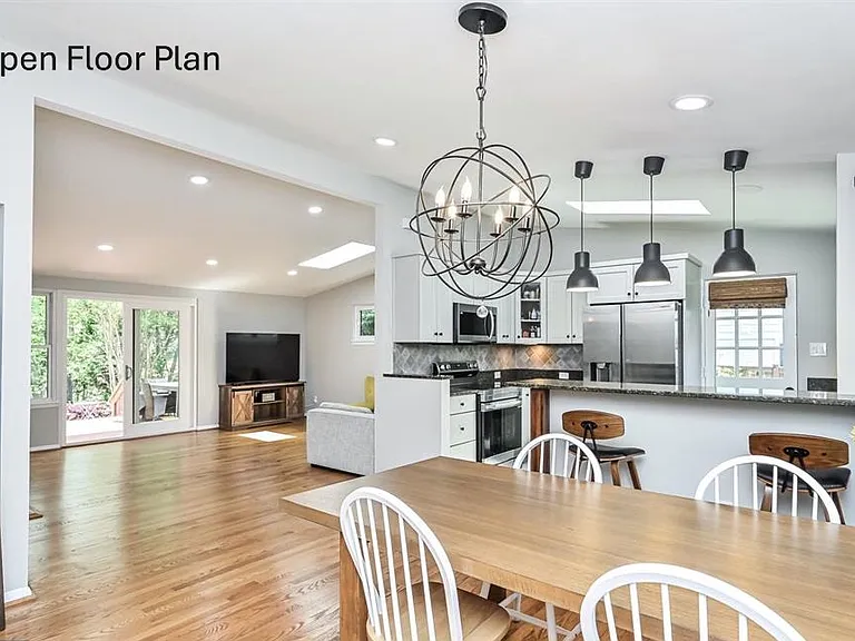 6520 Beverly Ave — Photo 3