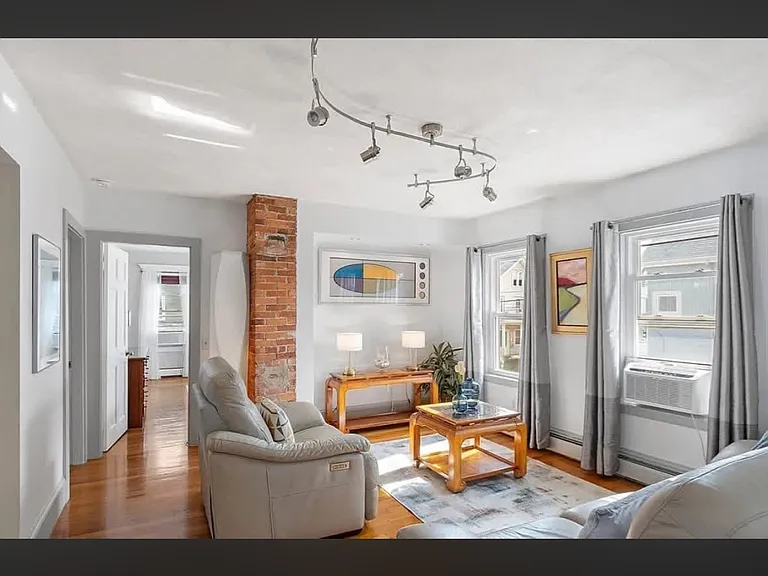 19 Franklin St #2 — Photo 11