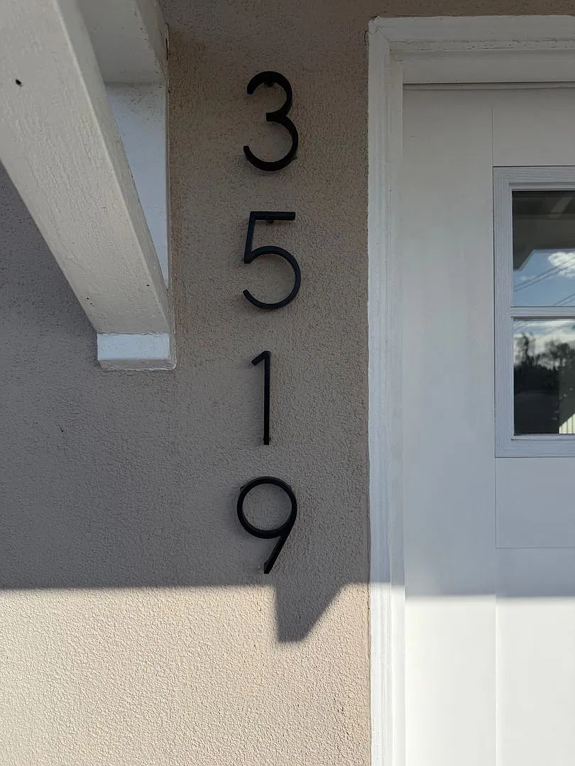 Modern North Park 1br With A/C & Large Shared Deck $500 Off First Month! — Photo 2