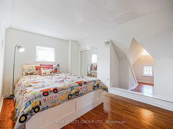 4th image of 3 Fairleigh Cres