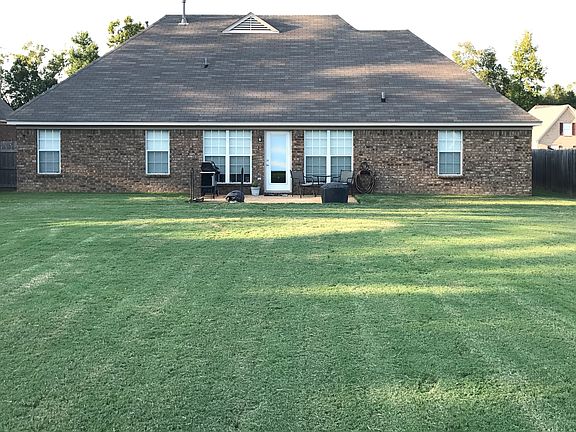 5th image of 10699 Wellington Dr