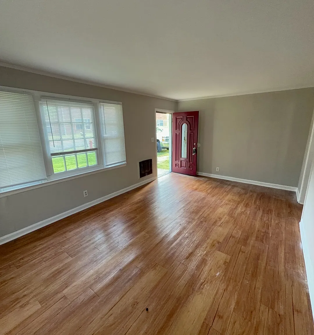 1613 Dorchester Avenue - 1 — Photo 1