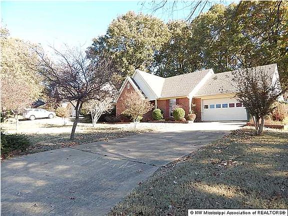 2nd image of 5430 Pear Dr