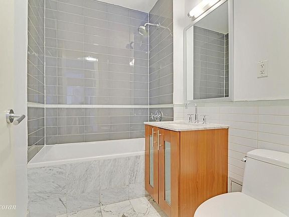4th image of 756 Myrtle Ave #N4