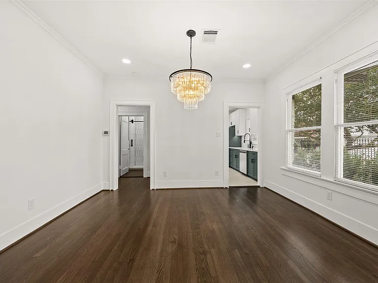1123 Bomar St — Photo 15