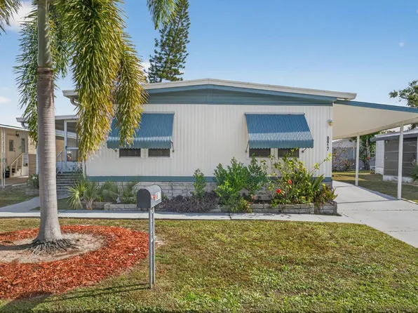 8817 Fountain Club Blvd, Tampa, FL 33635