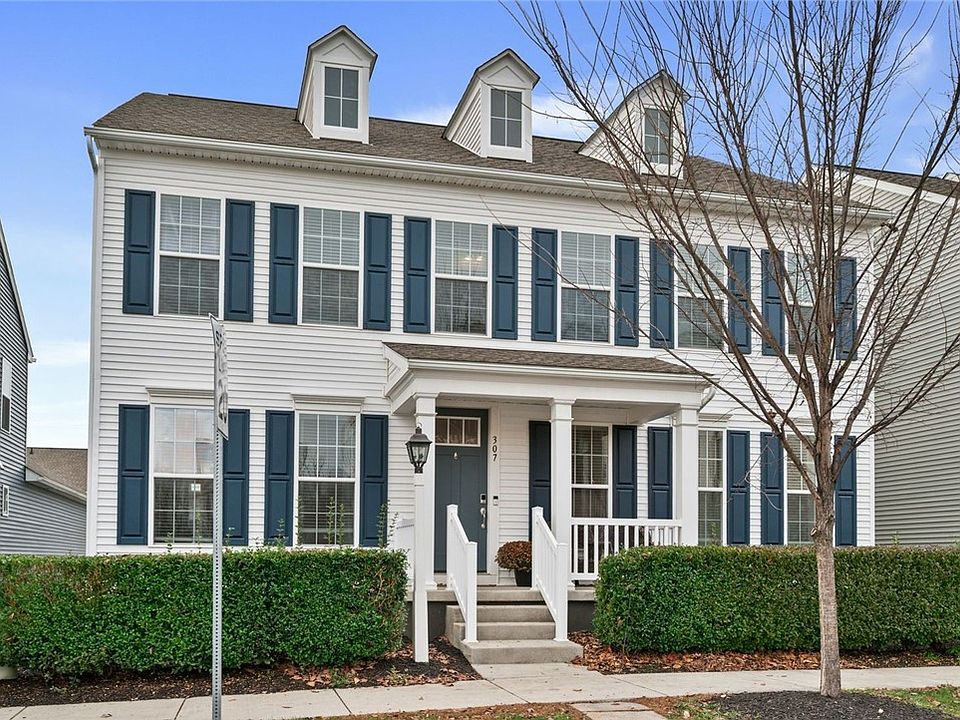 1st image of 307 Harlequin St