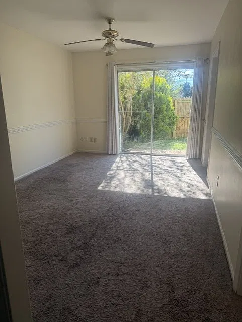 3 bed, 2.5 bath, 1364 sqft, $2,150 — Photo 3