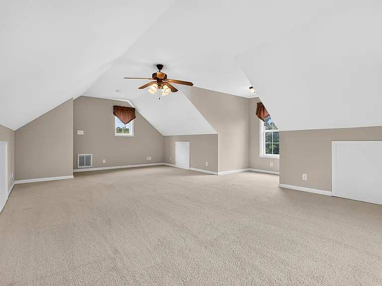 2410 Dunbar Rd — Photo 22