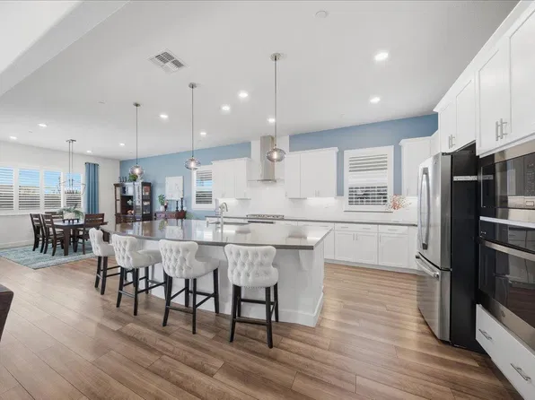 8353 Evans Tree Dr, Roseville, CA 95747