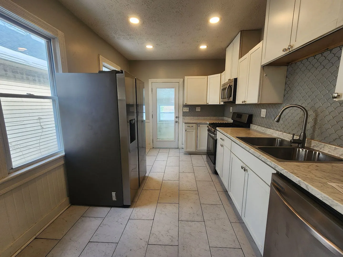 Updated 3 Bed Ranch — Photo 4