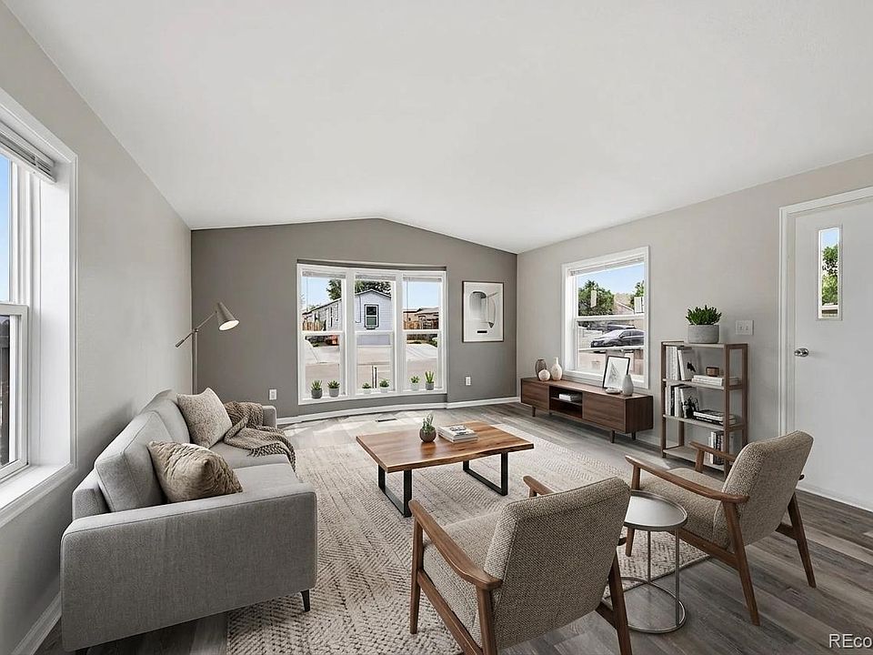 1st image of 1108 Maclean Street