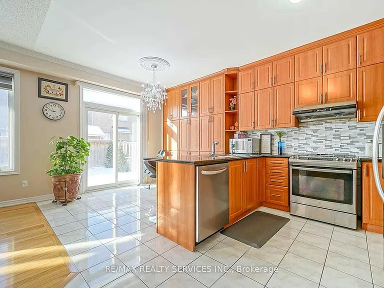 424 Sunny Meadow Blvd — Photo 6