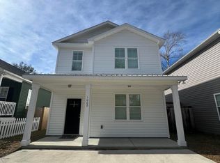 1009 N 11th St, Wilmington, NC 28401