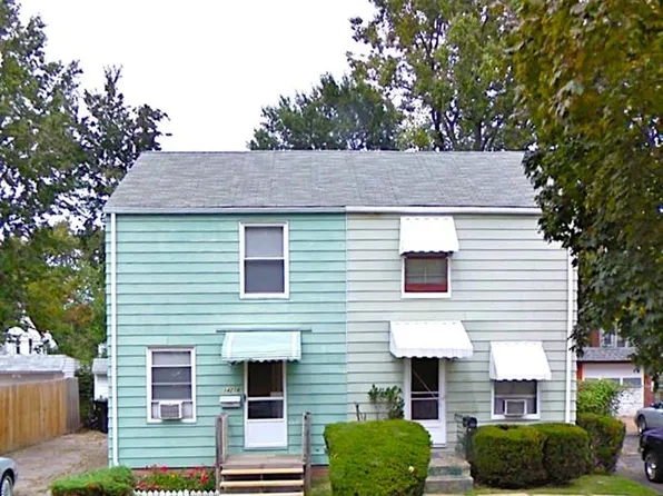 14212 Rainbow Ave, Cleveland, OH 44111