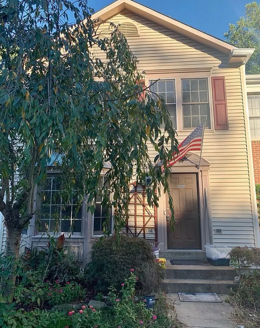 3 bed, 1448 sqft, $2,700 — Photo 1