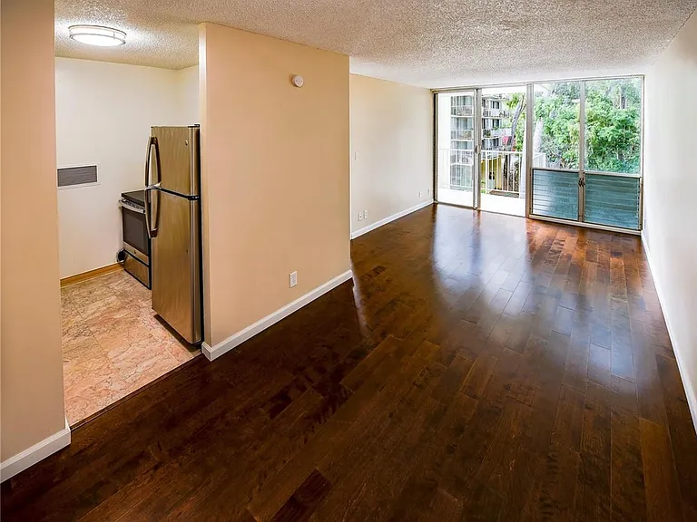 1600 Wilikina Dr #B401 — Photo 6
