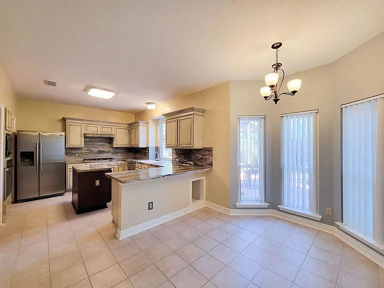 13602 Somersworth Dr — Photo 8