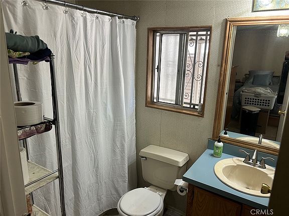 4th image of 106 Amalfi Dr