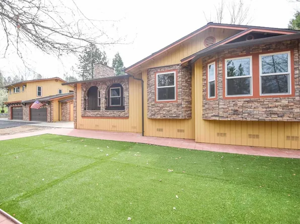 19485 Ferretti Rd, Groveland, CA 95321