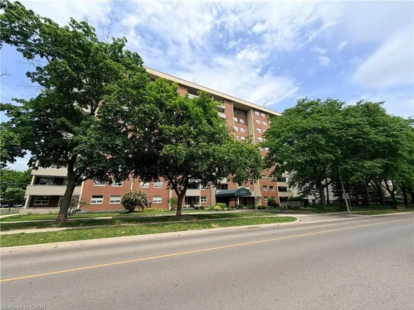 1415 Ghent Ave #705, Burlington, ON L7S 1X4