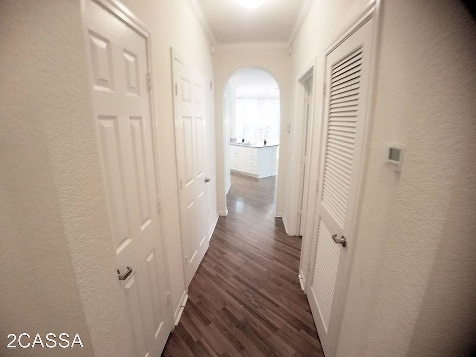 1st image of 860 N Orange Ave APT 261