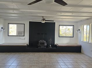 1 Paisano Ln, Yucca Valley, CA 92284