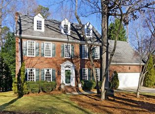 104 Windvale Ct, Cary, NC 27518