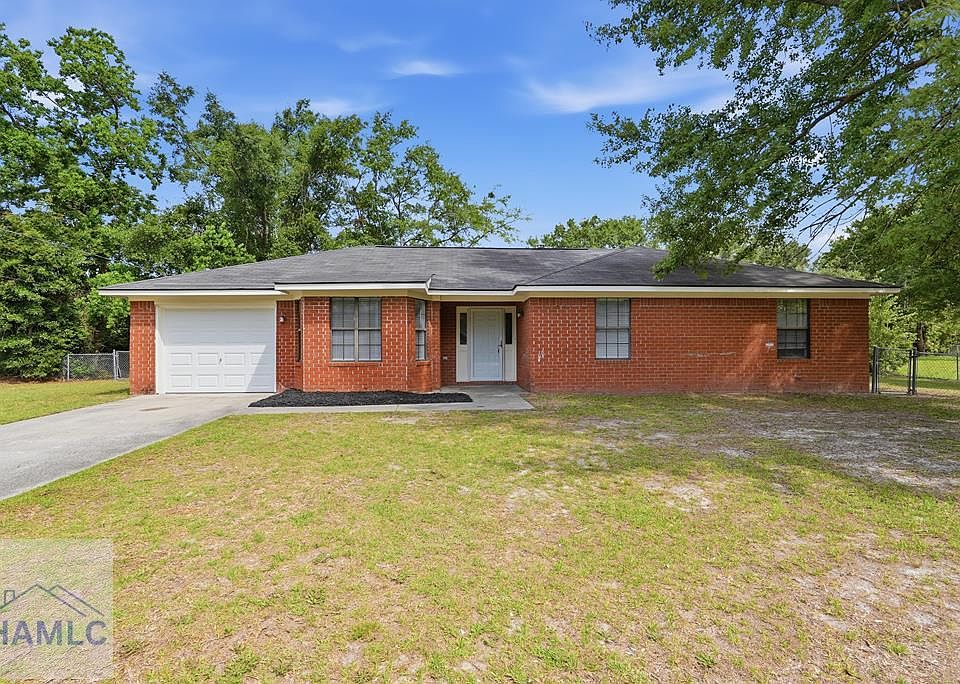 1st image of 39 Henry Ln