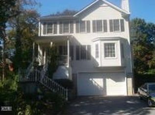 55 Holland Rd, Bridgeport, CT 06610