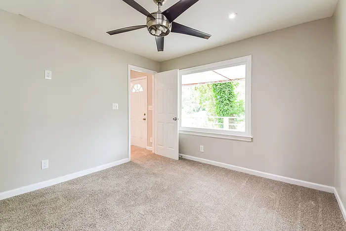269 Moreland Way — Photo 15