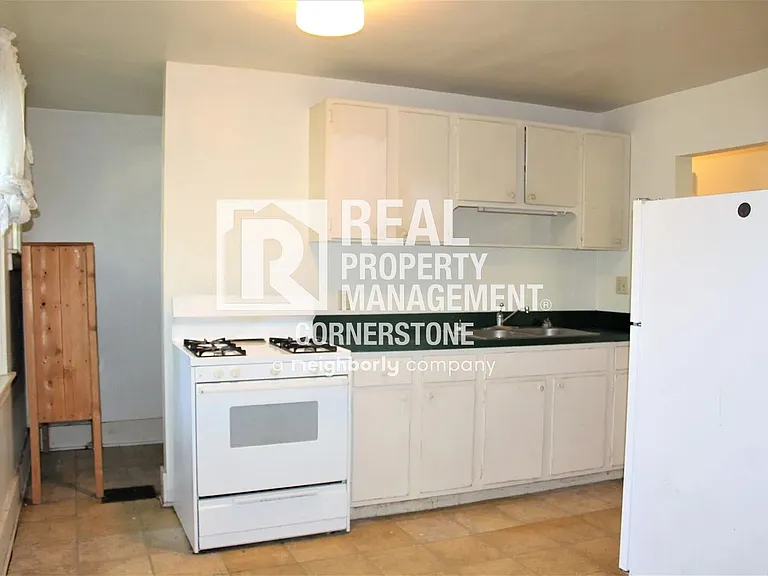 808 W Kalamazoo Ave — Photo 13