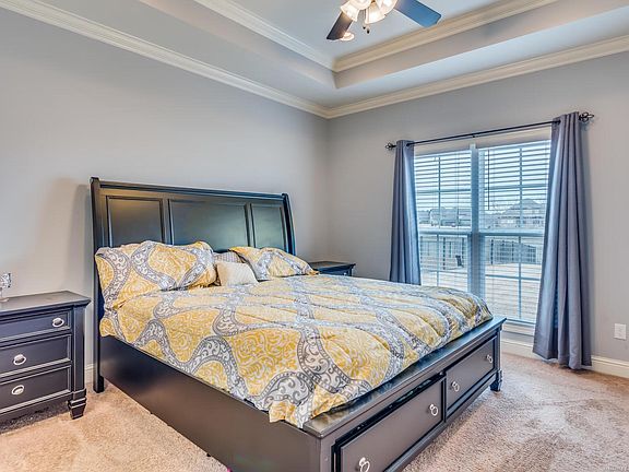 3rd image of 9084 Chastain Park Dr