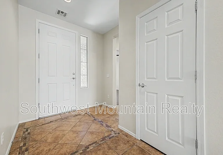 4265 E Azalea Dr — Photo 8