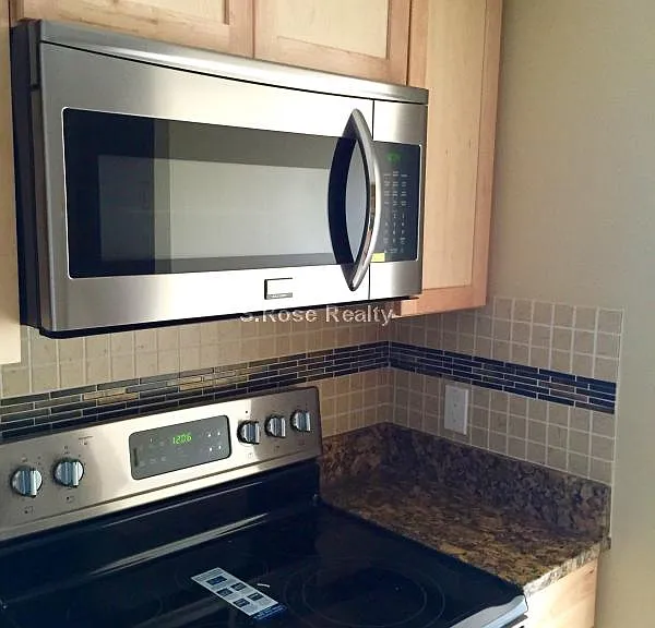1731 Beacon St #514 — Photo 8