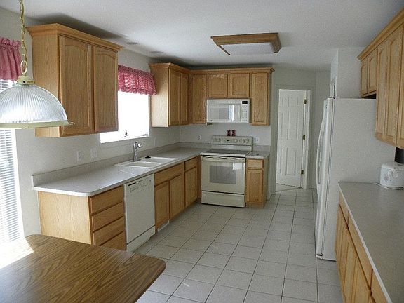2nd image of 1552 Treyborne Cir #1