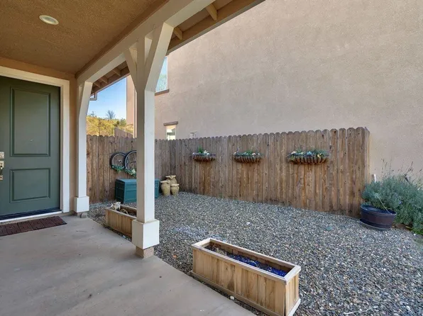 720 Clover Dr, Ione, CA 95640