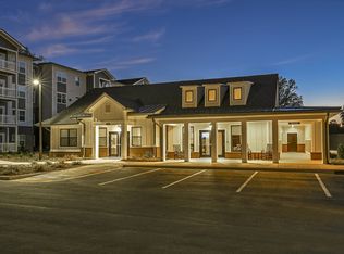 Sundale Flats, Charlotte, NC 28213