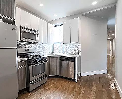 2nd image of 1154 Nostrand Ave #5R