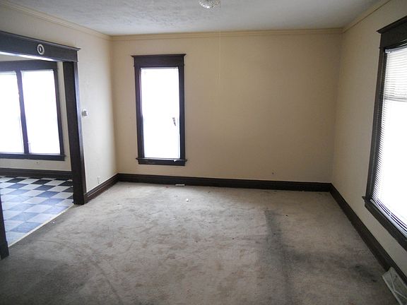 5th image of 1720 School St