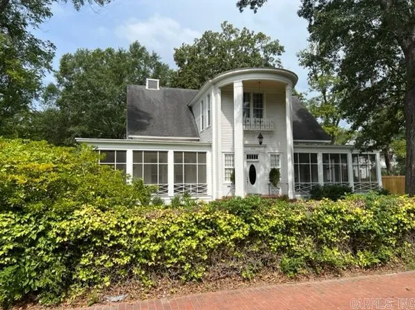 423 N Jefferson St, Magnolia, AR 71753