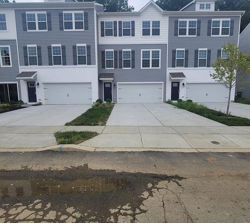 1st image of 114 Levis Dr