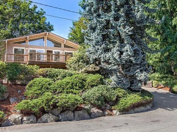 253 NE 129th St, Bellevue, WA 98005