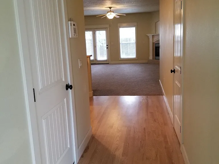 2115 S Dorothy Ave — Photo 4