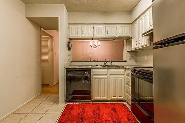 1st image of 7640 W Greenway Blvd APT 3B
