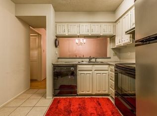 7640 W Greenway Blvd APT 3B, Dallas, TX